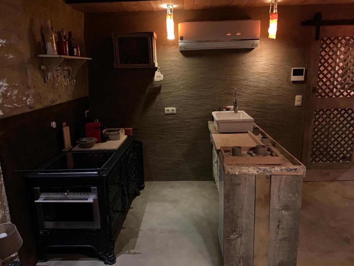 Boutique - Sauna And Jacuzzi - El Clandestino Erezee